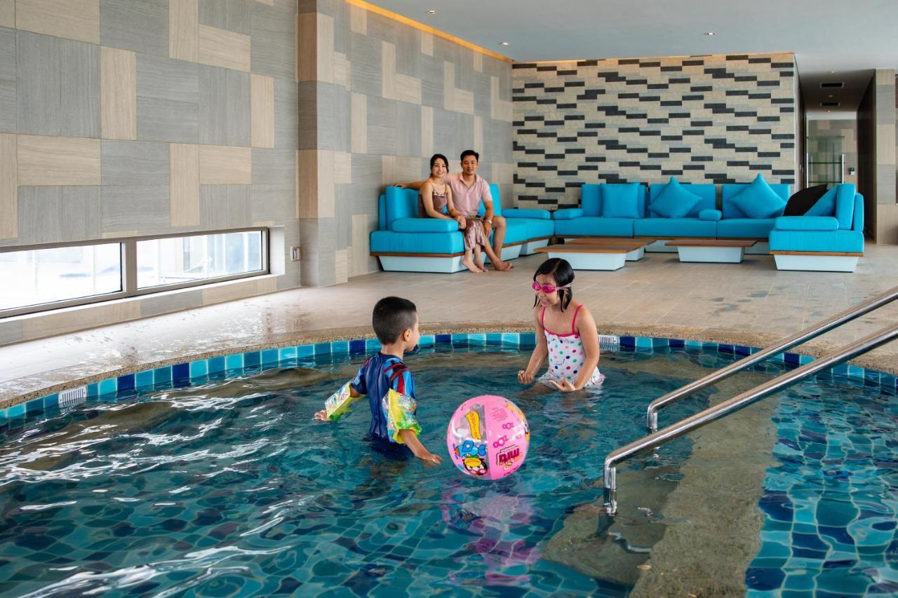 Oakwood Residence Hanoi Esterno foto