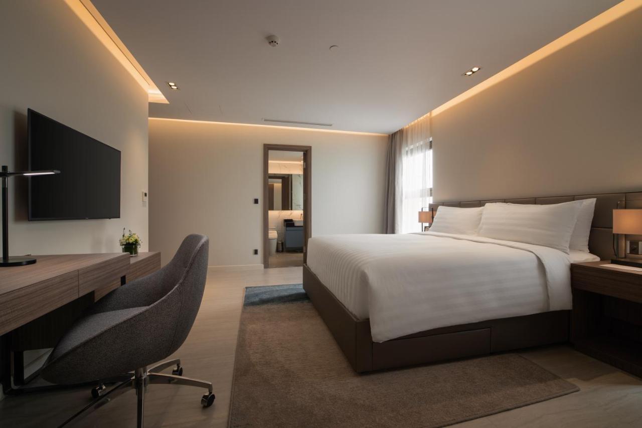 Oakwood Residence Hanoi Esterno foto